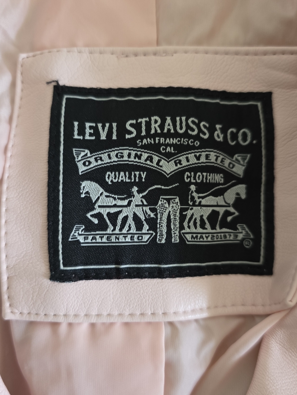 Levi Strauss & Co Rosewood Faux Leather Zipper Utility Biker Jacket Size S - Picture 3 of 13